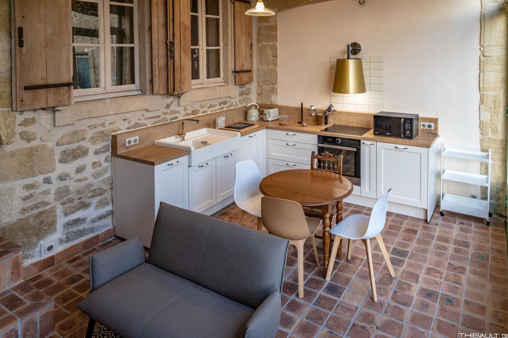 La Demeure Bed And Breakfast Aubais Экстерьер фото