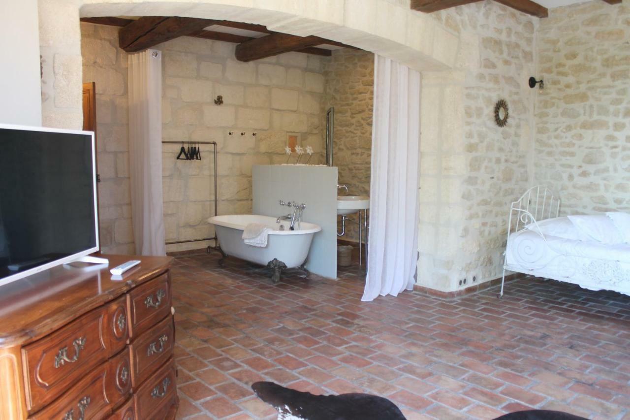 La Demeure Bed And Breakfast Aubais Экстерьер фото
